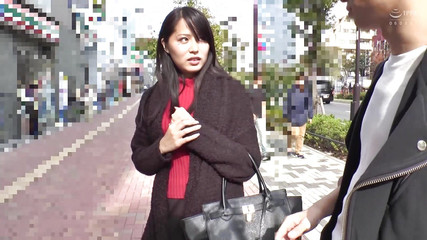 M628g01 黒髪清楚系美少女はヤリマンだった...