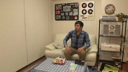 私を追いかけてくる元カレを振り切るため、隣に住む女の子の彼氏のふりをすることに！パート 3