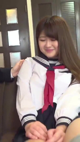 誘われる快楽。すべてのタッチを純粋な喜びに変える熟練した女の子 - エピソード 1