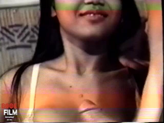 精液で満たされたかわいいキューティー