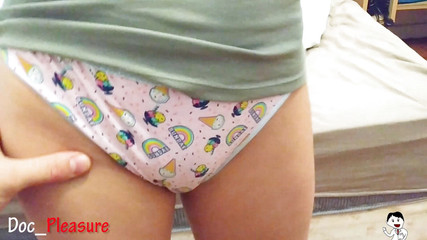 セクシーなランジェリーを着た義理の妹が私を彼女のマンコで射精させます