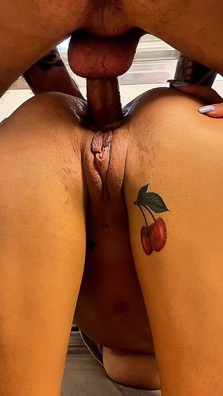 隣人の日本人と熱くセックス