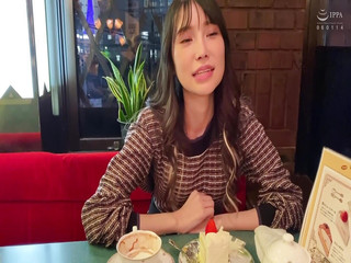 M795G05 清​​楚で真面目、落ち着いたお嬢様系美女とハメ撮りSEX！