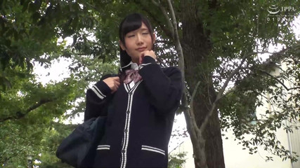 セックスを持ちかけられ、カメラの前で興奮する彼女。