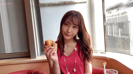 M420g07 極小Tバックのお尻を突き出すエロポーズの正統派美女とホテルでハメ撮り！