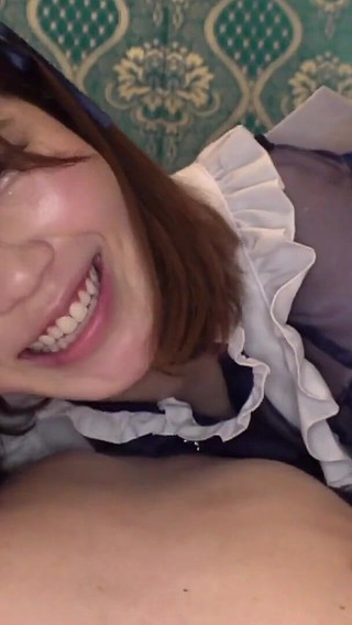 パート 1 カフェの女の子がチンコをブーストするために彼女のチンコを押し込まれる!デカ尻が弾む激しい中出しファック！ 【あやか(22)】