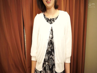 かわいい小柄な日本人美女がセックスしに来ることに同意